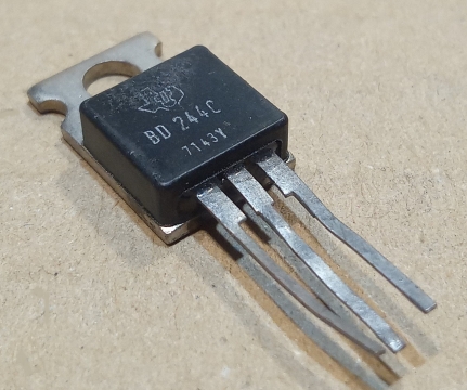 BD244C, tranzisztor
