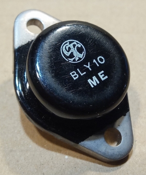 BLY10, tranzisztor