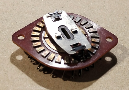 Fokozatkapcsoló tárcsa, 2x12