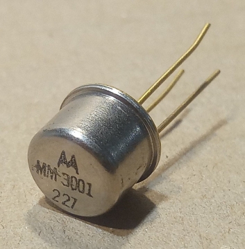 MM3001, tranzisztor