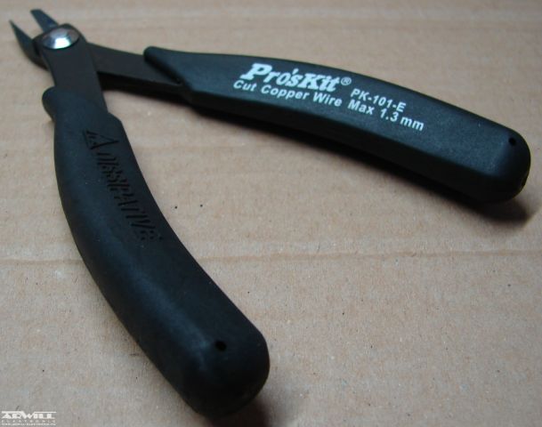 PK-101E, csípőfogó