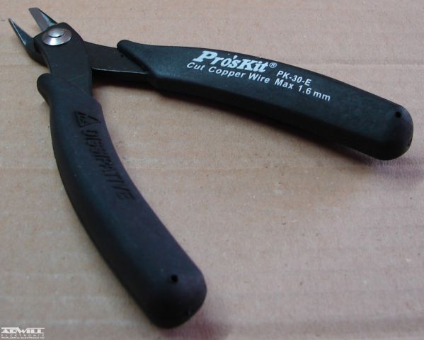 PK-30E, csípőfogó