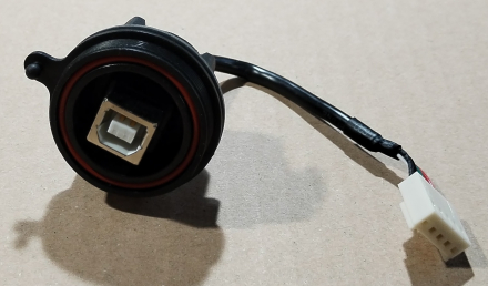 PX0843/B, USB B aljzat