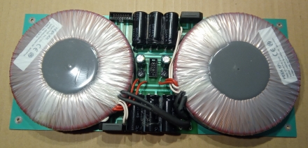 QUAD-405, tápegység 