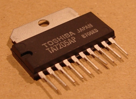 TA7205AP, integrált áramkör