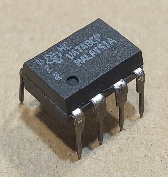 uA748CP, integrált áramkör