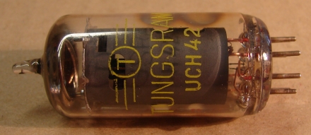 UCH42, elektroncső