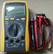 AX-585, multiméter