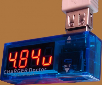 USB feszültség/áram mérő