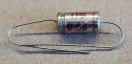 100uF, 3V, LL, axiális elektrolit kondenzátor