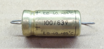 100uF, 63V, LL, axiális elektrolit kondenzátor