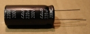 220uF, 200V, elektrolit kondenzátor