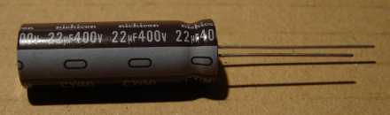 22uF, 400V, elektrolit kondenzátor