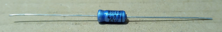 4,7uF, 63V, axiális elektrolit kondenzátor