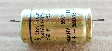 250uF, 35V, LL, LOW ESR, axiális elektrolit kondenzátor