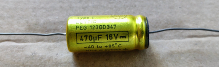 470uF, 16V, axiális elektrolit kondenzátor