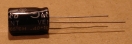 1000uF, 10V, elektrolit kondenzátor