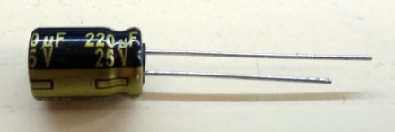 220uF, 25V, LOW ESR, elektrolit kondenzátor