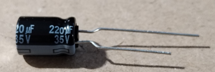 220uF, 35V, LOW ESR, elektrolit kondenzátor