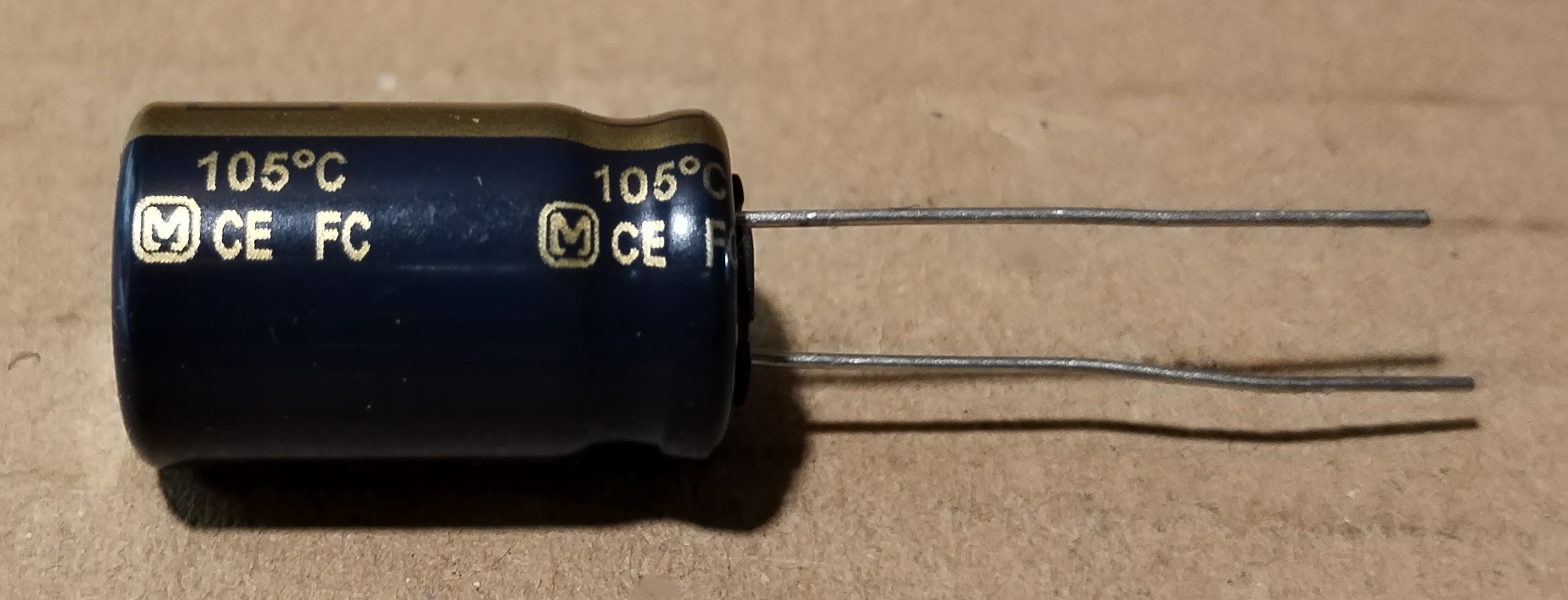 220uF, 63V, LOW ESR, elektrolit kondenzátor - Árwill Elektronic