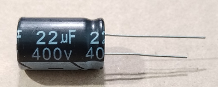 22uF, 400V, LOW ESR, elektrolit kondenzátor