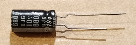 680uF, 10V, LOW ESR, elektrolit kondenzátor