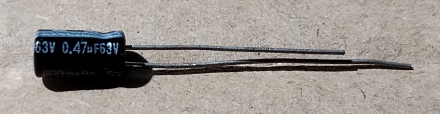 0,47uF, 63V, SUBMINI, elektrolit kondenzátor