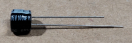 100uF, 16V, 5MM, elektrolit kondenzátor
