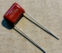 1nF, 1000V, kondenzátor