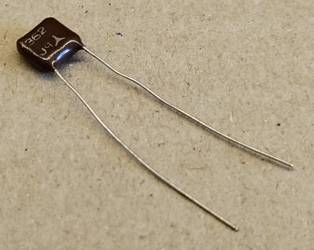3,6nF, 100V, kondenzátor