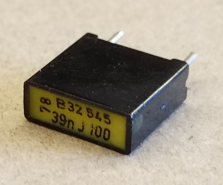 39nF, 100V, kondenzátor