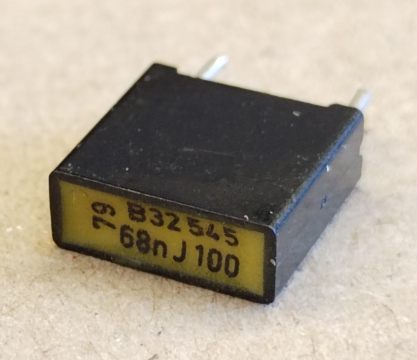 68nF, 100V, kondenzátor