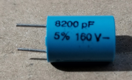8,2nF, 160V, kondenzátor