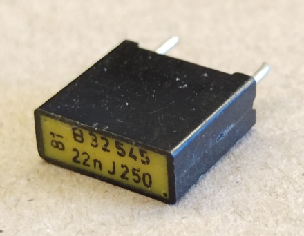 22nF, 250V, kondenzátor