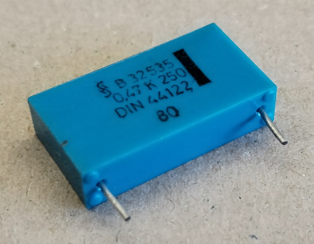 470nF, 250V, kondenzátor