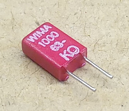 1000pF, 63V, kondenzátor