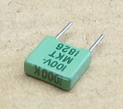 1nF, 100V, kondenzátor