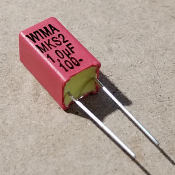 1uF, 100V, kondenzátor
