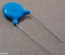 10nF, 3000V DC, kerámia kondenzátor