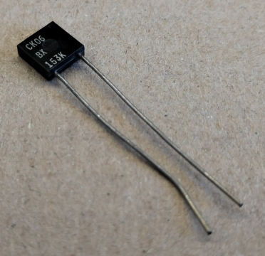 15nF, 100V, monolit kondenzátor