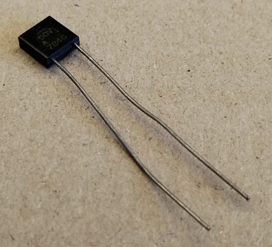 180nF, 50V, monolit kondenzátor
