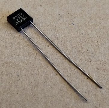 3,9nF, 100V, monolit kondenzátor