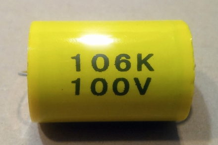 10uF, 100V, kondenzátor
