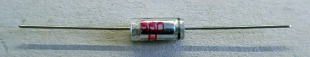 560pF, 160V, kondenzátor