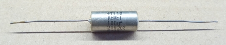 100uF, 20V, tantál kondenzátor