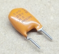 1uF, 25V, tantál kondenzátor