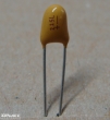 2,2uF, 35V, tantál kondenzátor