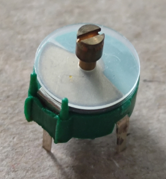 5-25pF, trimmer kondenzátor