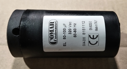 80-100uF, indító kondenzátor