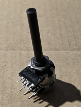 2x4,7k, LIN, potméter